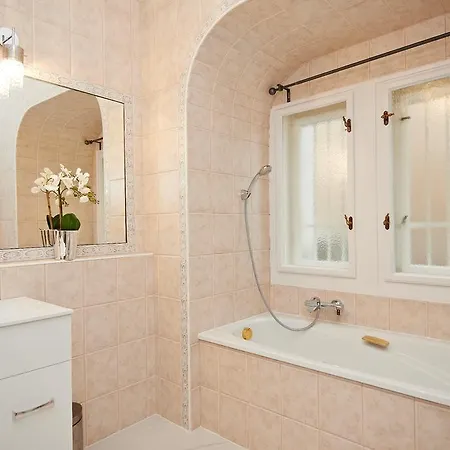 Lägenhet Luxury Budapest