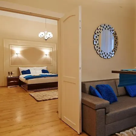 Luxury * Βουδαπέστη